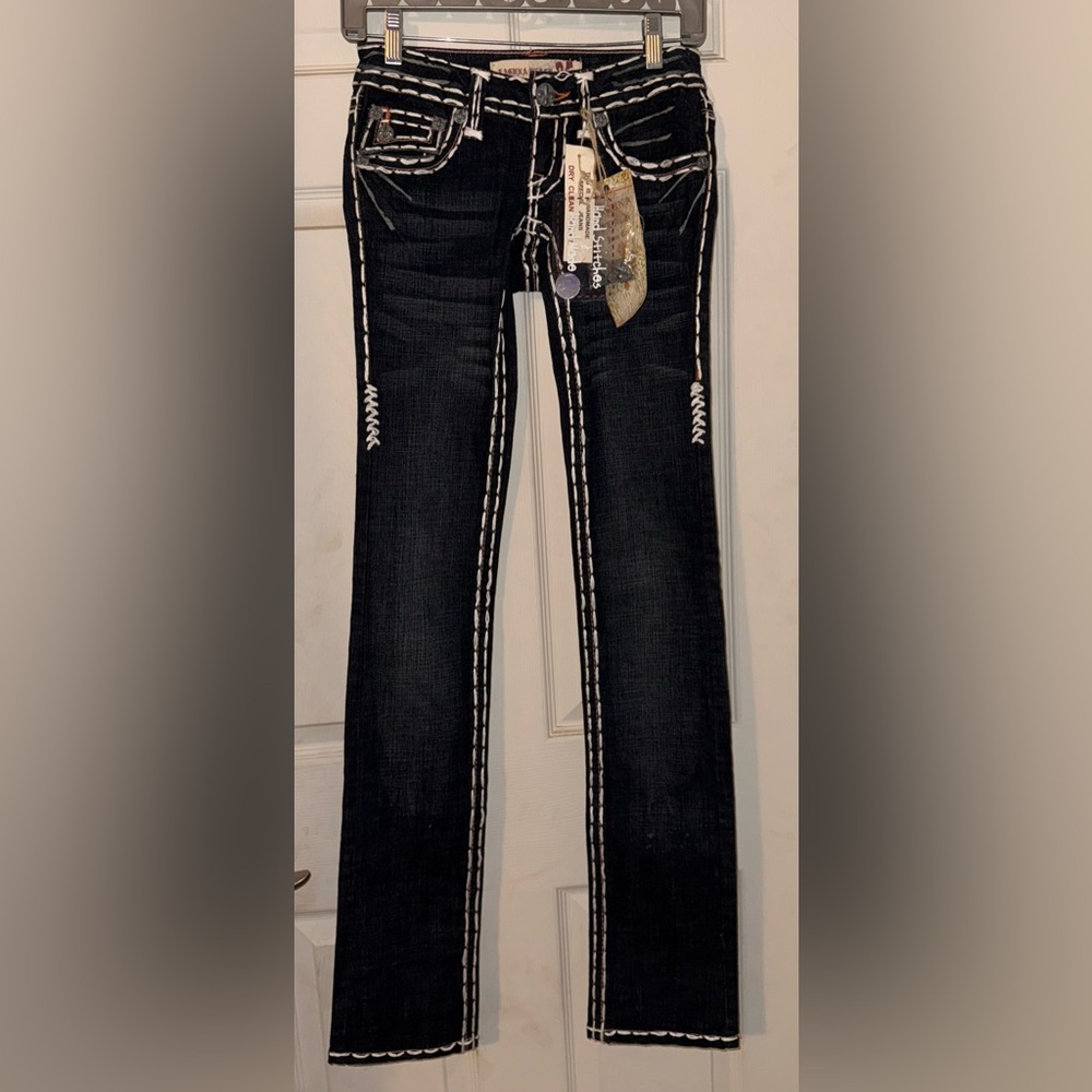 Elegant Black Straight Leg Jeans with White&Pink Accents